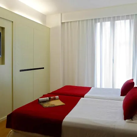 Grupotel Gravina Szálloda 3*